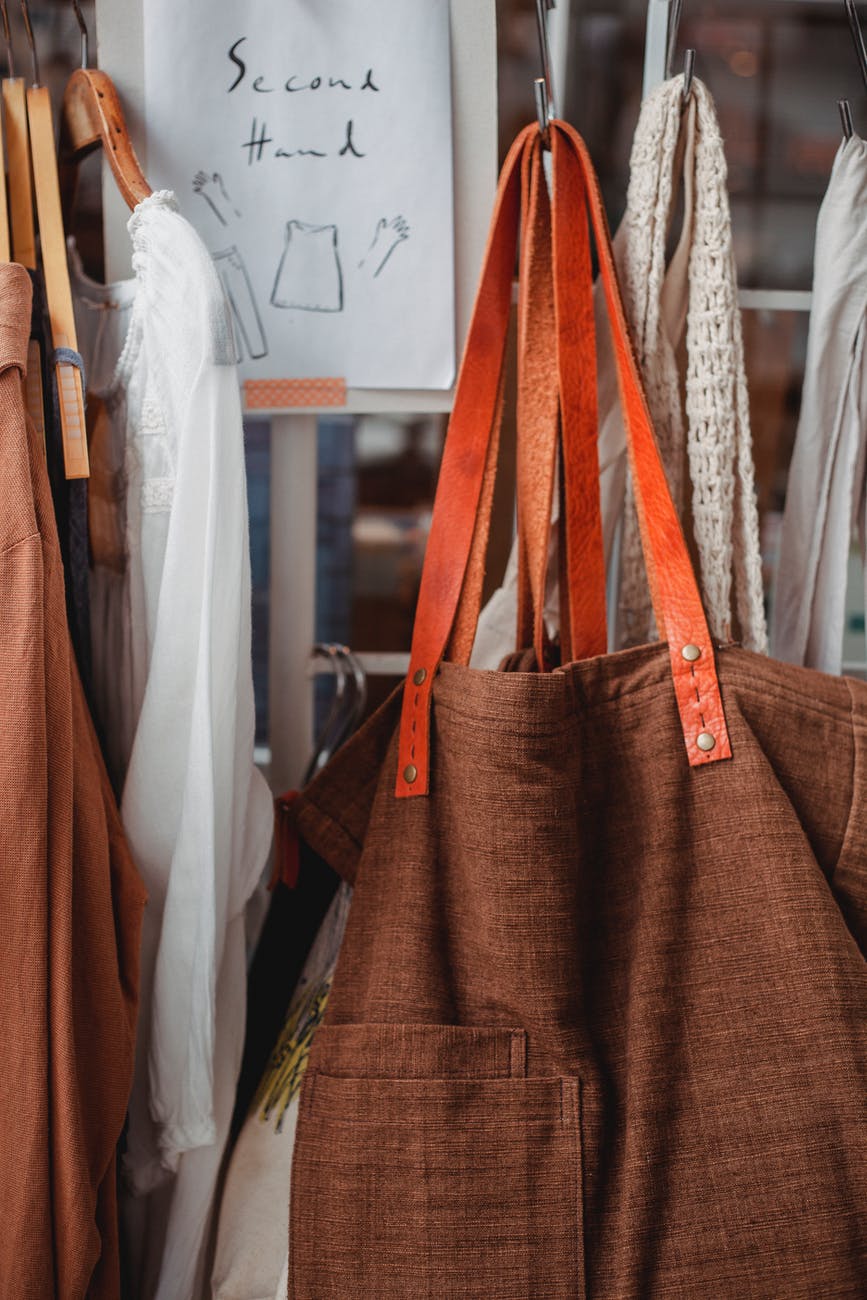Charlotte Bronte Decir brumoso 8 tiendas que dan vales por ropa usada y te ayudarán a ahorrar - Moda,  Tendencias y Economía Circular · Micolet