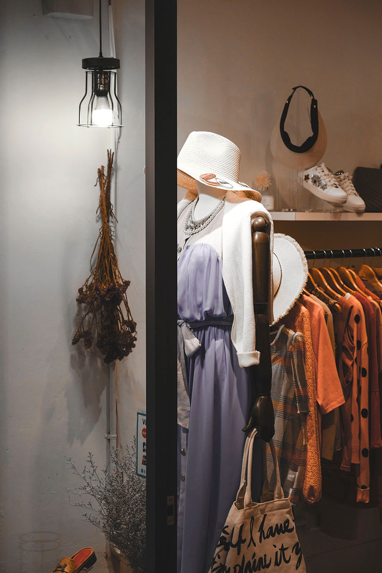 brecha El cuarto menos 10 tiendas que compren ropa de segunda mano en Asturias - Moda, Tendencias  y Economía Circular · Micolet